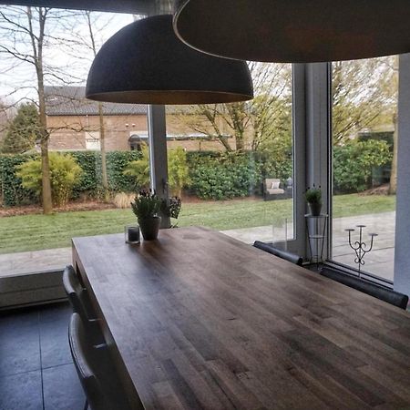 Bed & Wellness Boxtel, Luxe Kamer Met Airco En Eigen Badkamer, Ligbad Exteriör bild