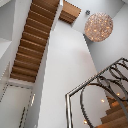 Bed & Wellness Boxtel, Luxe Kamer Met Airco En Eigen Badkamer, Ligbad Exteriör bild